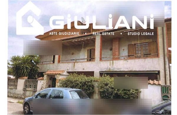 appartamento in vendita ad Aprilia in zona Campo di Carne