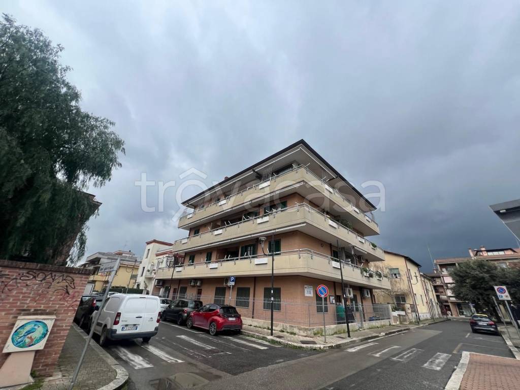 appartamento in vendita ad Aprilia