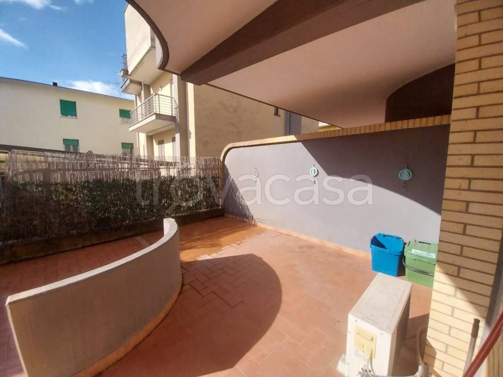 appartamento in vendita ad Aprilia