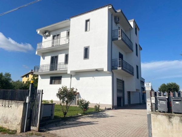 appartamento in vendita ad Aprilia in zona Riserva Nuova