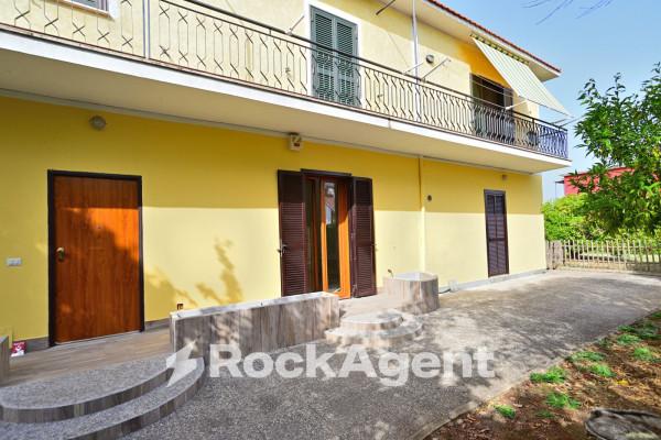 appartamento in vendita ad Aprilia in zona Leda