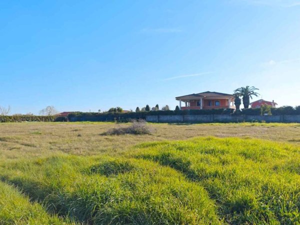 terreno agricolo in vendita ad Aprilia in zona Riserva Nuova