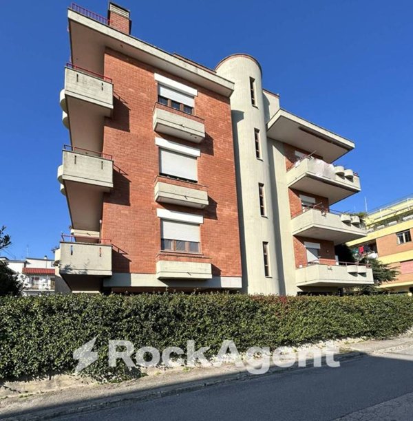 appartamento in vendita ad Aprilia