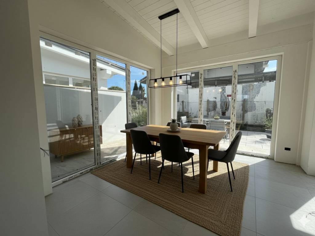 casa indipendente in vendita ad Aprilia