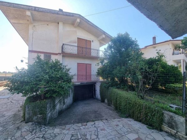 appartamento in vendita ad Aprilia