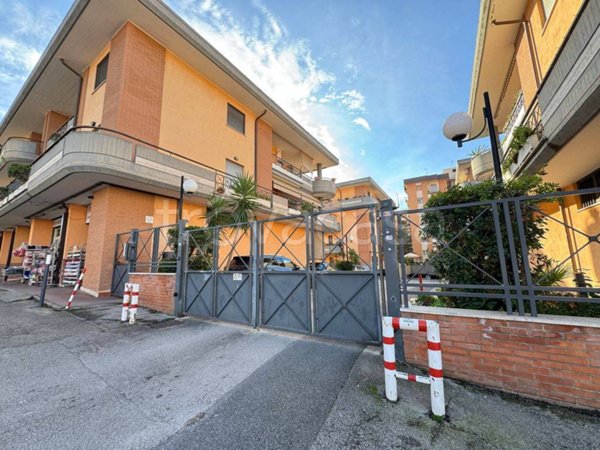 appartamento in vendita ad Aprilia