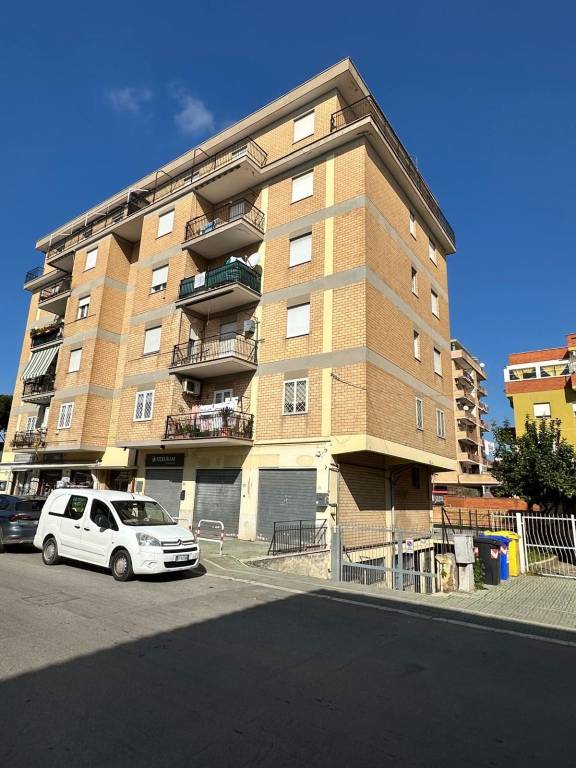 appartamento in vendita ad Aprilia
