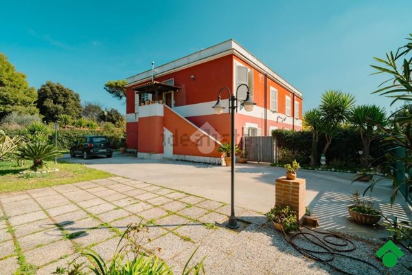 casa indipendente in vendita ad Aprilia