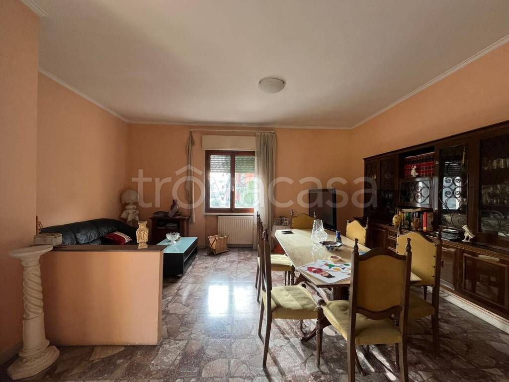 appartamento in vendita ad Aprilia