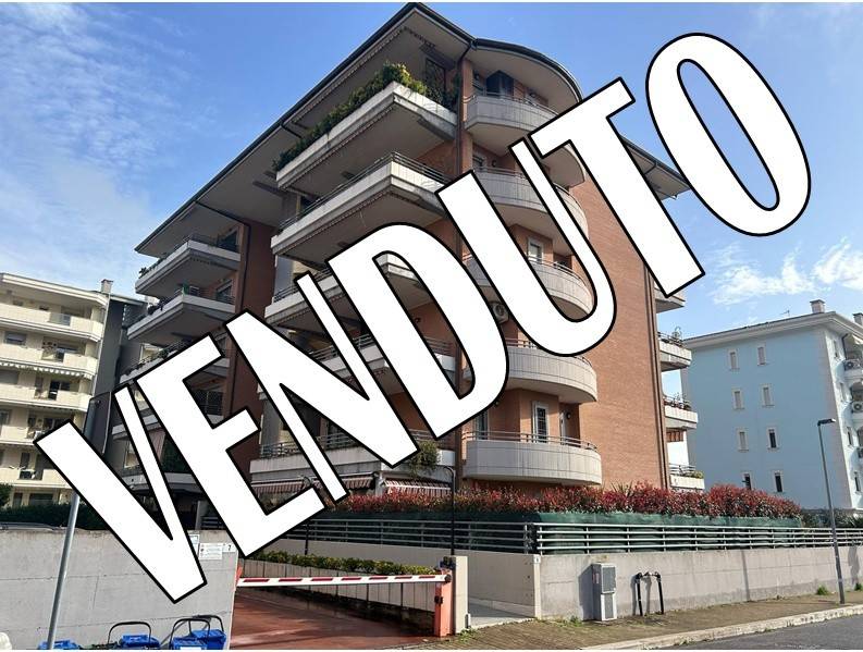 appartamento in vendita ad Aprilia