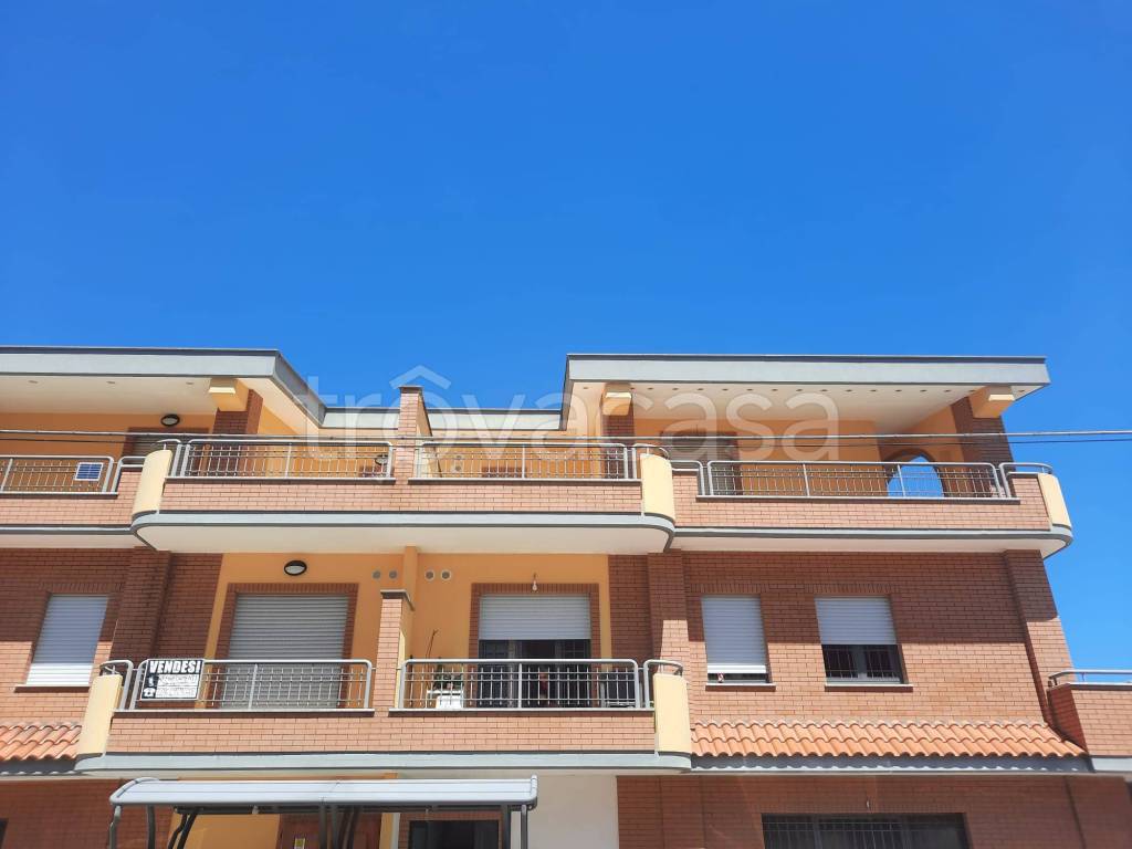 appartamento in vendita ad Aprilia