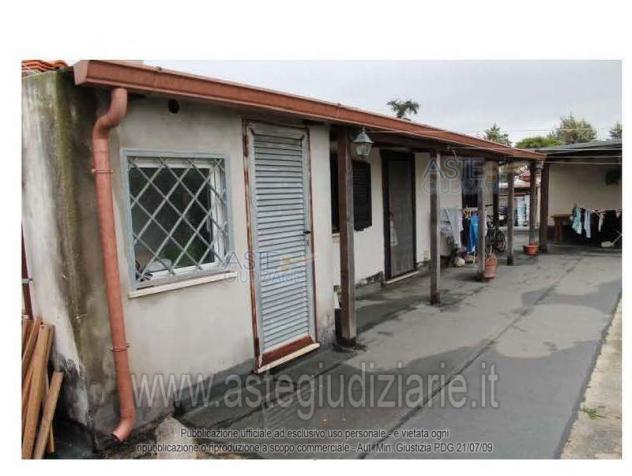 casa indipendente in vendita ad Aprilia