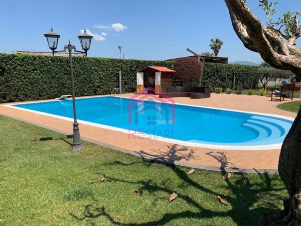 casa indipendente in vendita ad Aprilia