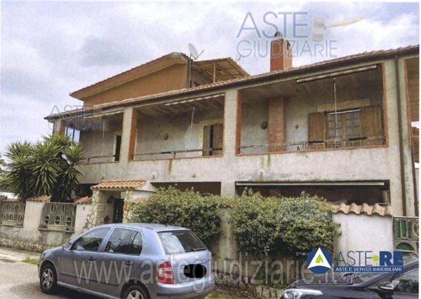 appartamento in vendita ad Aprilia