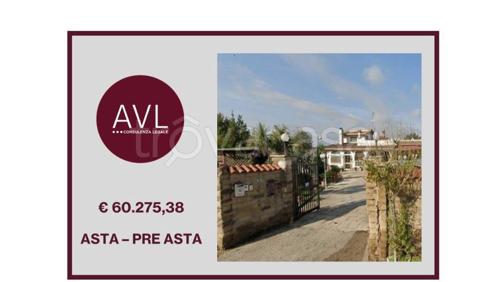 casa indipendente in vendita ad Aprilia in zona Genio Civile
