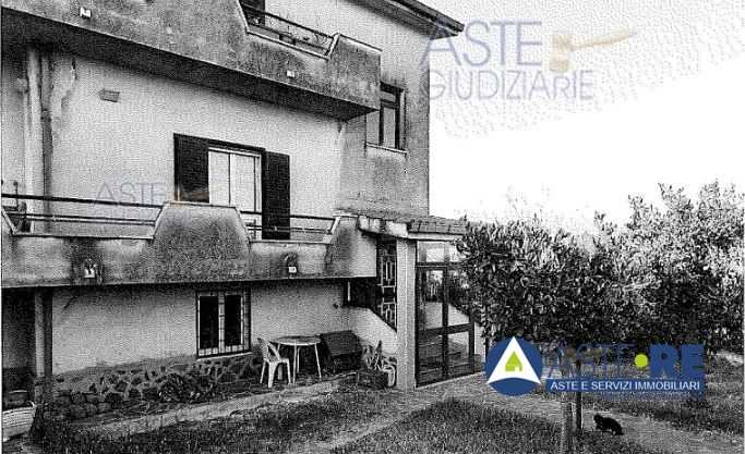 appartamento in vendita ad Aprilia