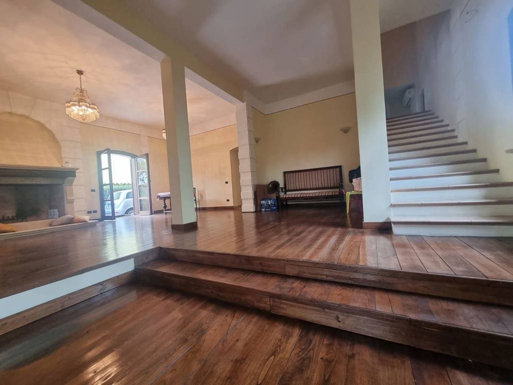 casa indipendente in vendita ad Aprilia