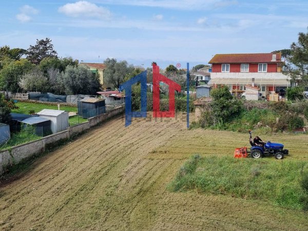 appartamento in vendita ad Aprilia in zona Fossignano