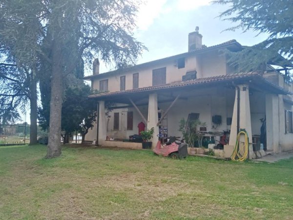 casa indipendente in vendita ad Aprilia
