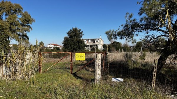 terreno edificabile in vendita ad Aprilia in zona Fossignano