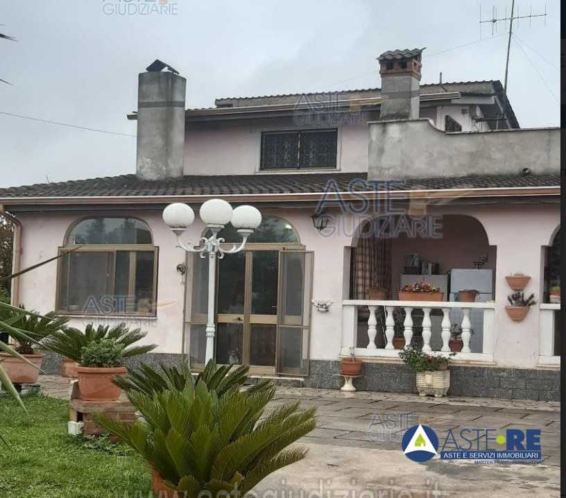 casa indipendente in vendita ad Aprilia
