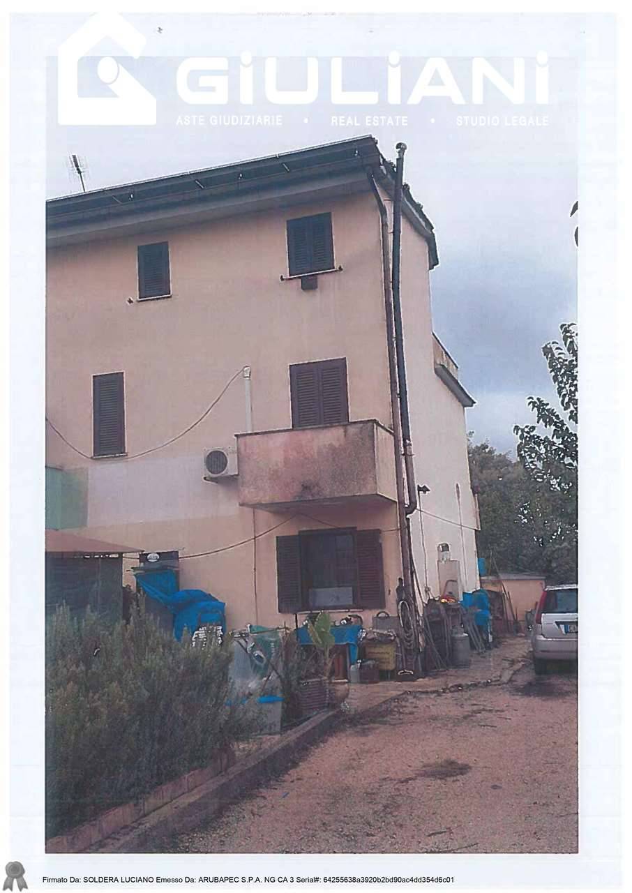 casa indipendente in vendita ad Aprilia