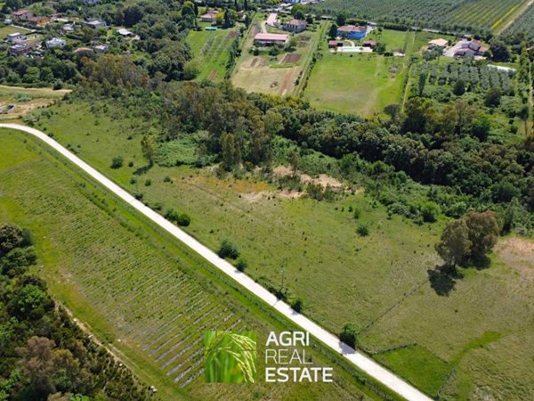 terreno agricolo in vendita ad Aprilia in zona Riserva Nuova
