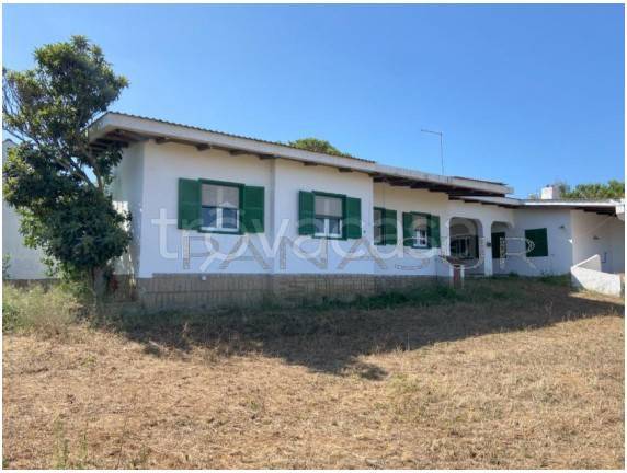 casa indipendente in vendita ad Aprilia in zona Campoleone