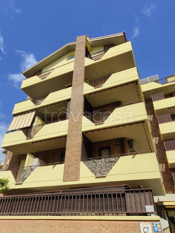 appartamento in vendita ad Aprilia