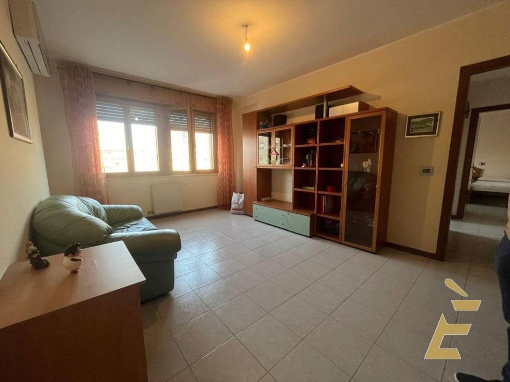 appartamento in vendita ad Aprilia