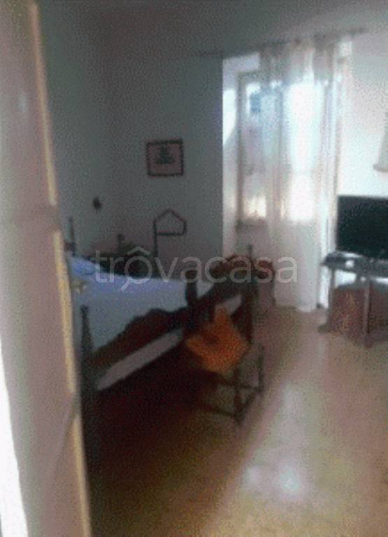 appartamento in vendita ad Aprilia in zona Torre del Padiglione