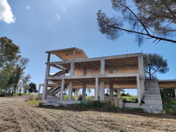 casa indipendente in vendita ad Aprilia