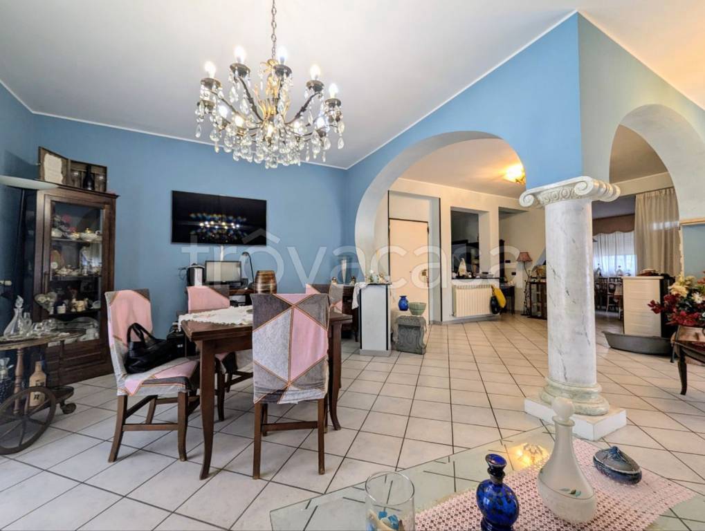 appartamento in vendita ad Aprilia