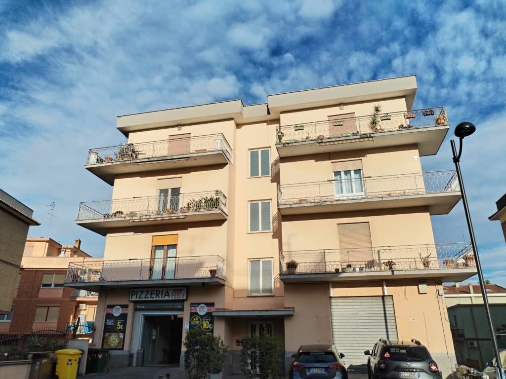 appartamento in vendita ad Aprilia