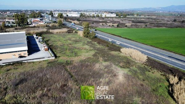 terreno agricolo in vendita ad Aprilia in zona Campoverde