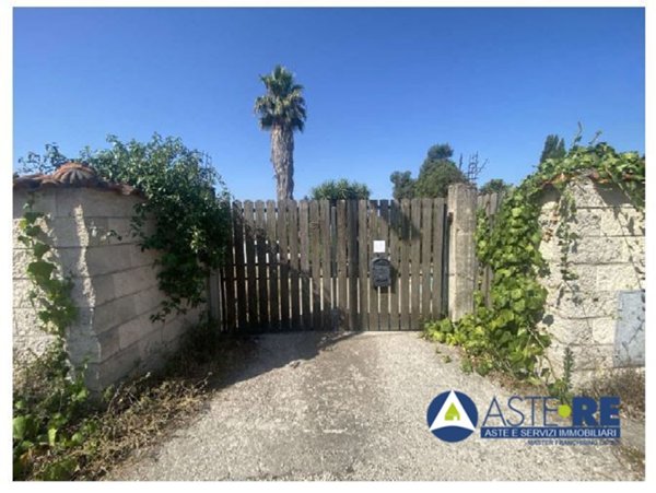 casa indipendente in vendita ad Aprilia in zona Camilleri-Vallelata