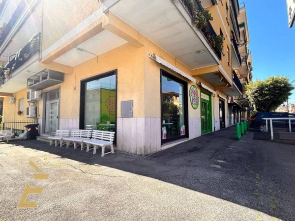 quadrivano in vendita ad Aprilia