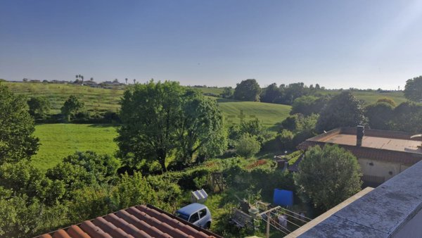 appartamento in vendita ad Aprilia in zona Camilleri-Vallelata