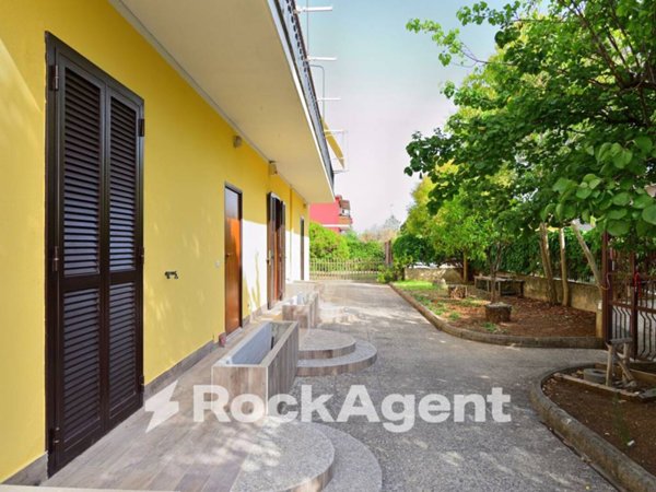 appartamento in vendita ad Aprilia in zona Leda