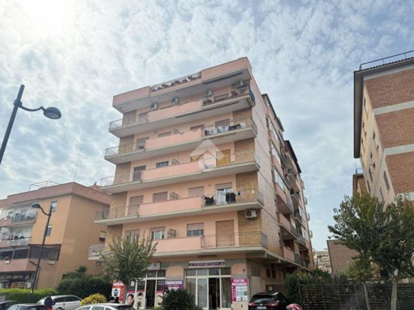 appartamento in vendita ad Aprilia