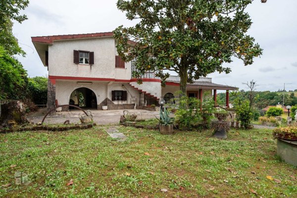 casa indipendente in vendita ad Aprilia in zona Casalazzara
