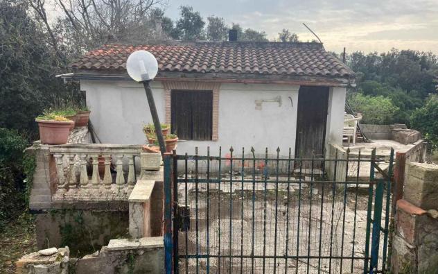 quadrivano in vendita ad Aprilia in zona Fossignano