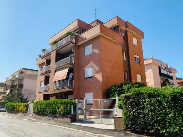 appartamento in vendita ad Aprilia