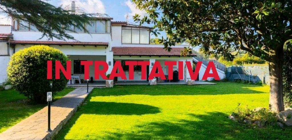 appartamento in vendita ad Aprilia in zona Campoleone
