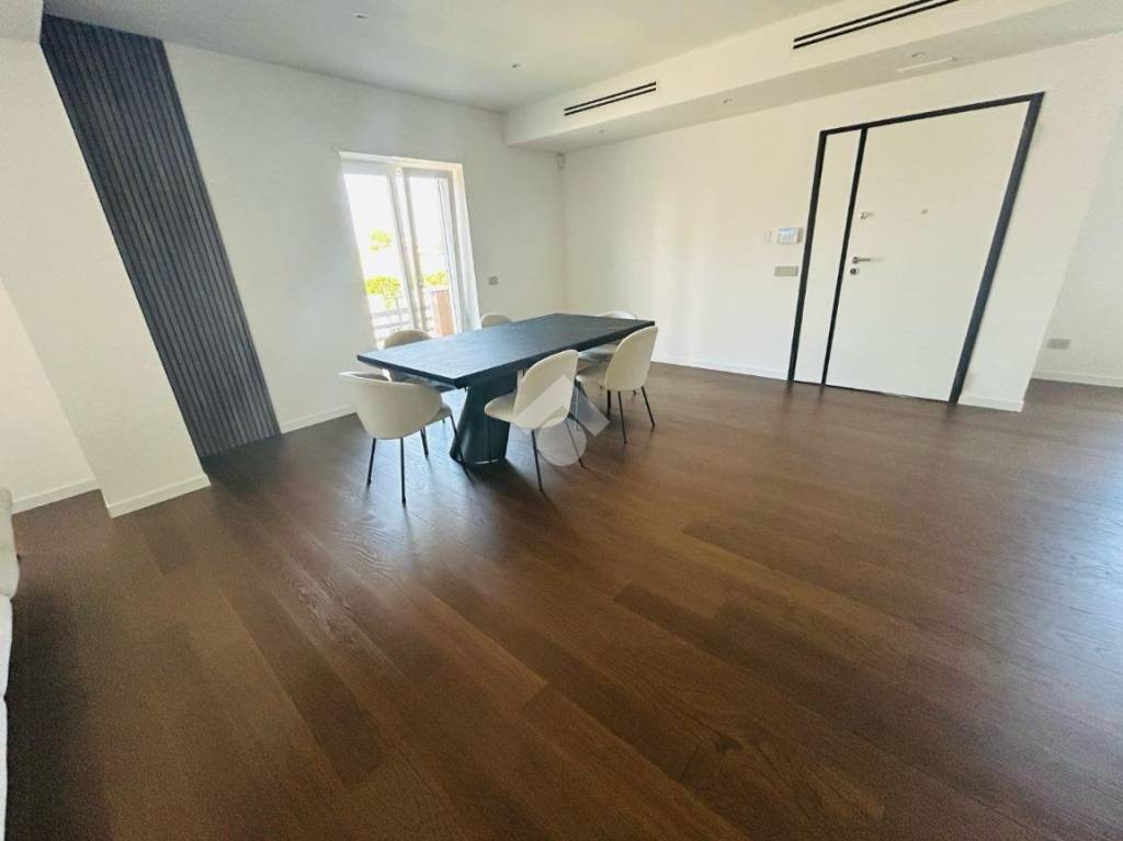 casa indipendente in vendita ad Aprilia
