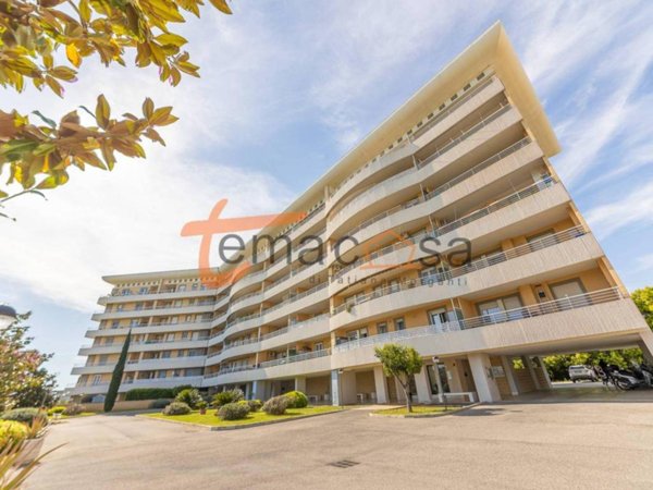 appartamento in vendita ad Aprilia in zona Campoleone