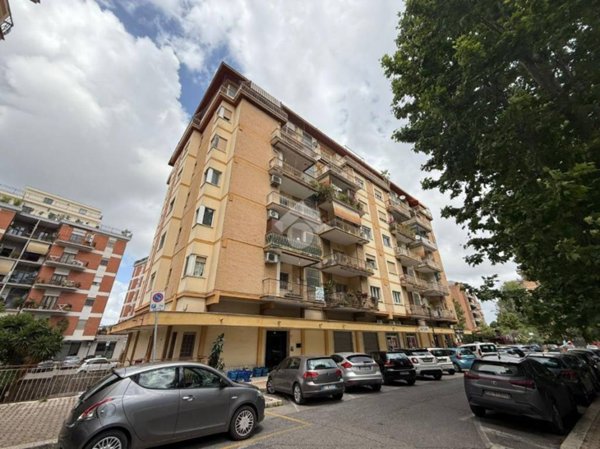 appartamento in vendita ad Aprilia