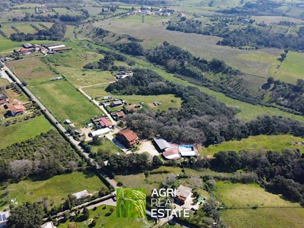 terreno agricolo in vendita ad Aprilia in zona Campoleone
