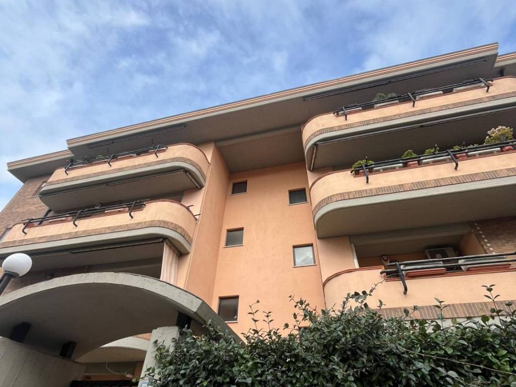 appartamento in vendita ad Aprilia