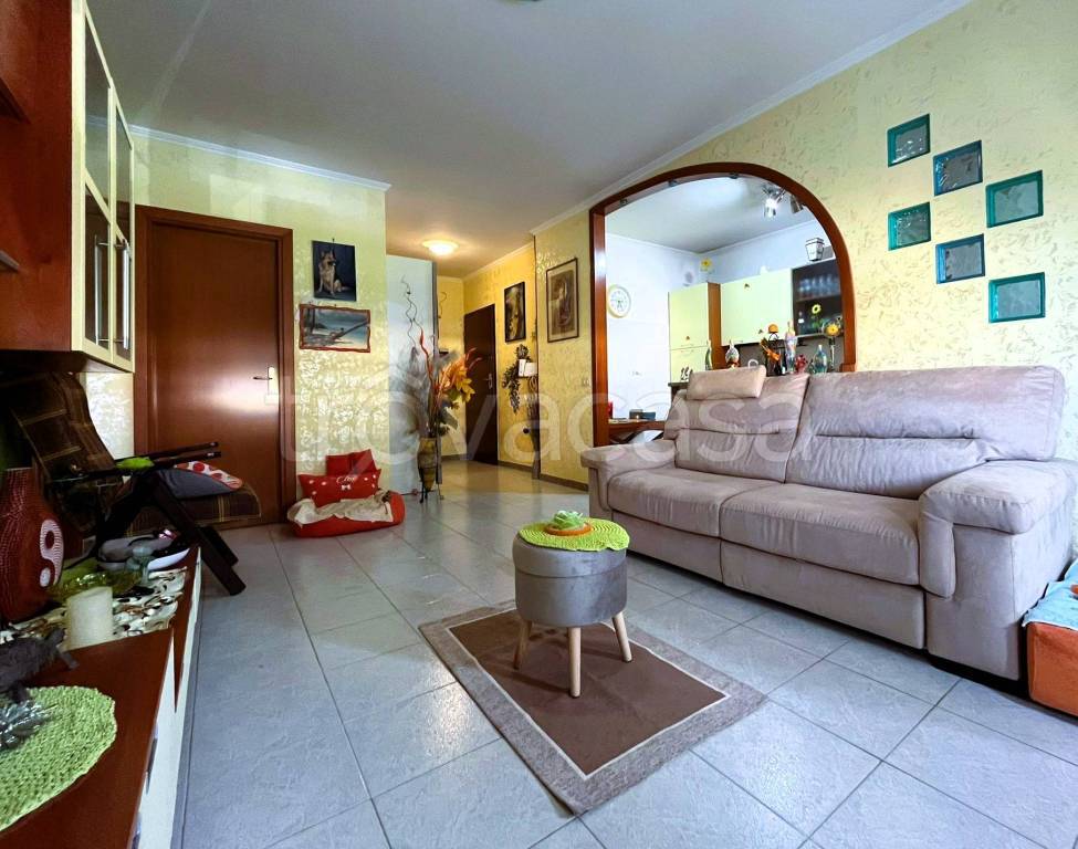 appartamento in vendita ad Aprilia